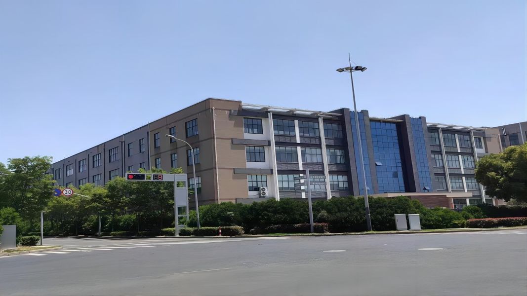 Cina Jiangsu YIZEE Lighting Technology Co., Ltd Profil Perusahaan